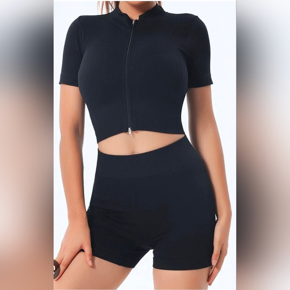 Otos Shapewear Seamless Short Sleeve Black Two-Piece Set with Zipper Size S